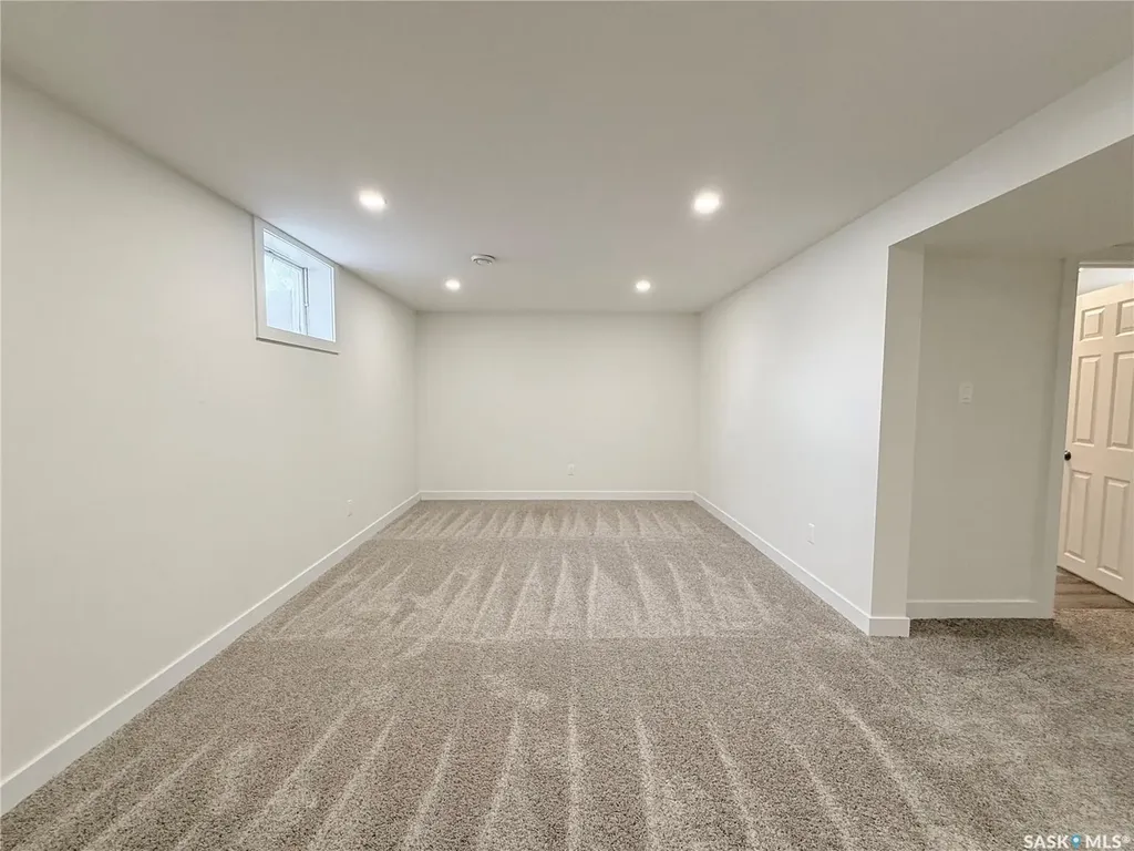 318 Mctavish Street Outlook SK S0L 2N0
