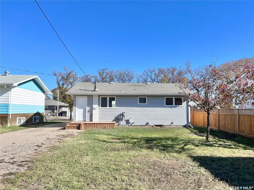 318 Mctavish Street Outlook SK S0L 2N0
