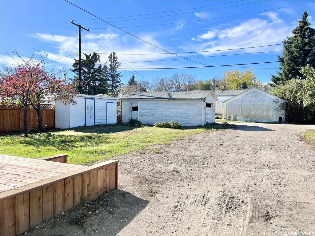 318 Mctavish Street Outlook SK S0L 2N0