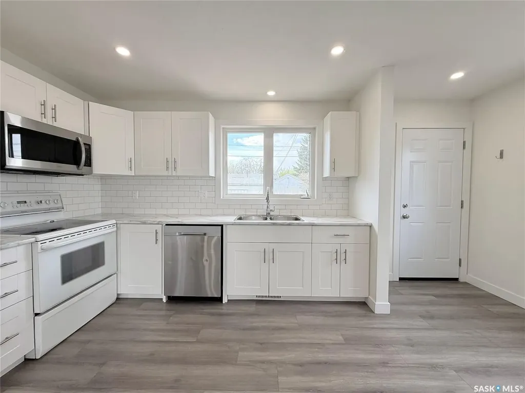 318 Mctavish Street Outlook SK S0L 2N0