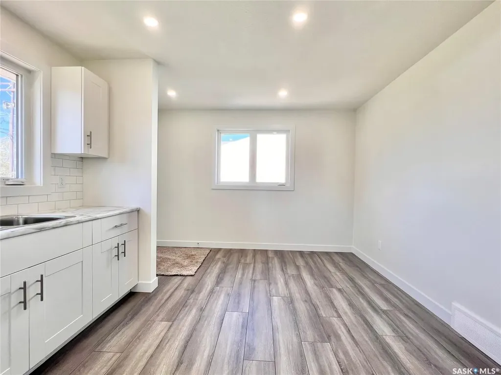 318 Mctavish Street Outlook SK S0L 2N0