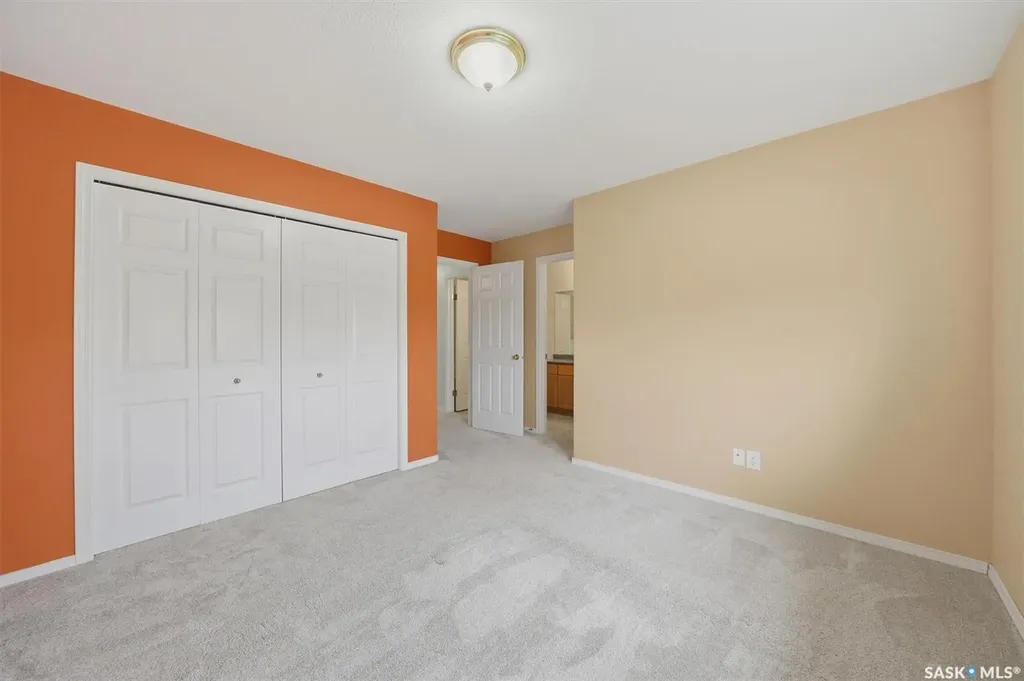425 Bayfield Crescent Saskatoon SK S7V 1E6