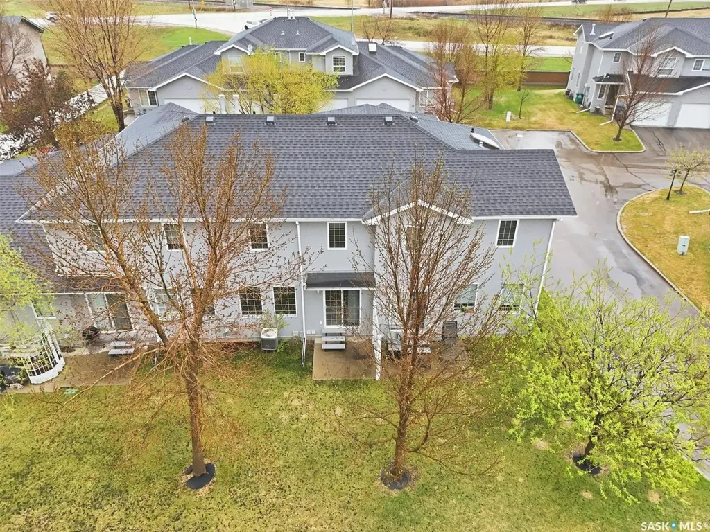 425 Bayfield Crescent Saskatoon SK S7V 1E6