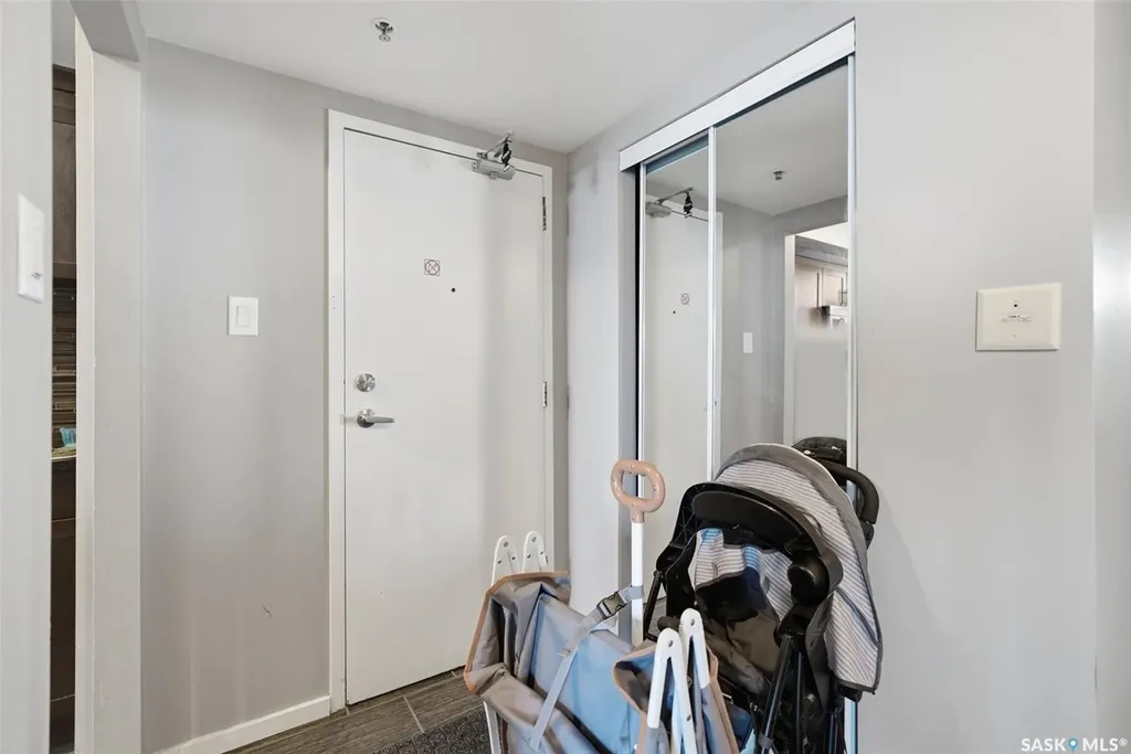 320 5th Avenue N Saskatoon SK S7K 2P5