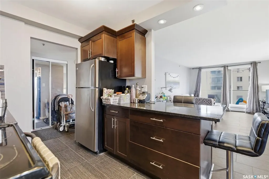 320 5th Avenue N Saskatoon SK S7K 2P5