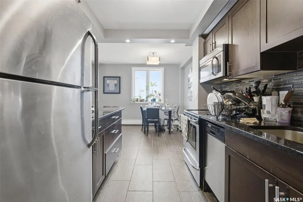 320 5th Avenue N Saskatoon SK S7K 2P5