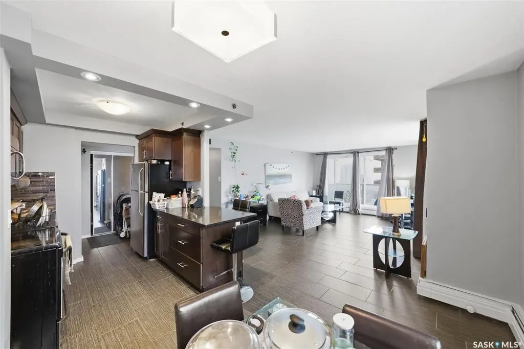 320 5th Avenue N Saskatoon SK S7K 2P5