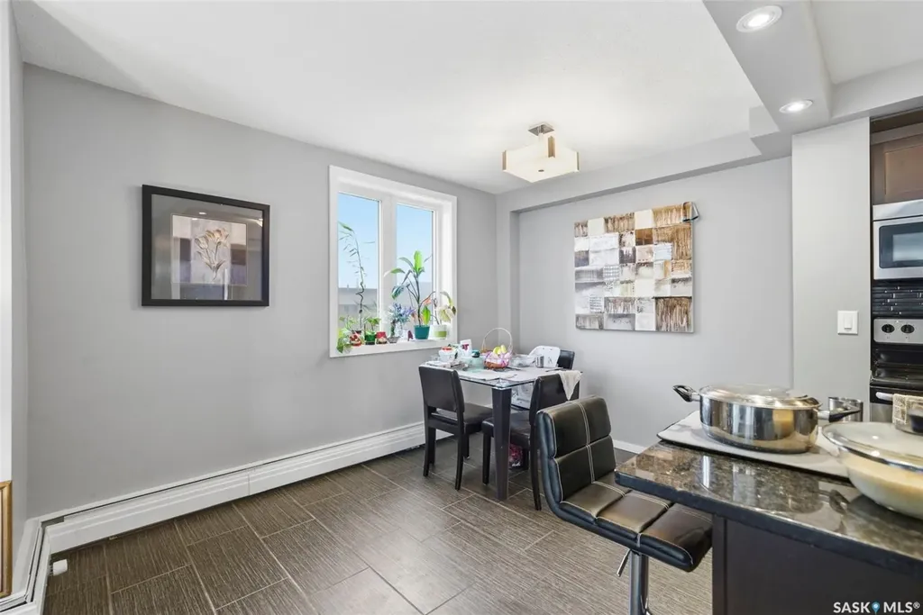 320 5th Avenue N Saskatoon SK S7K 2P5