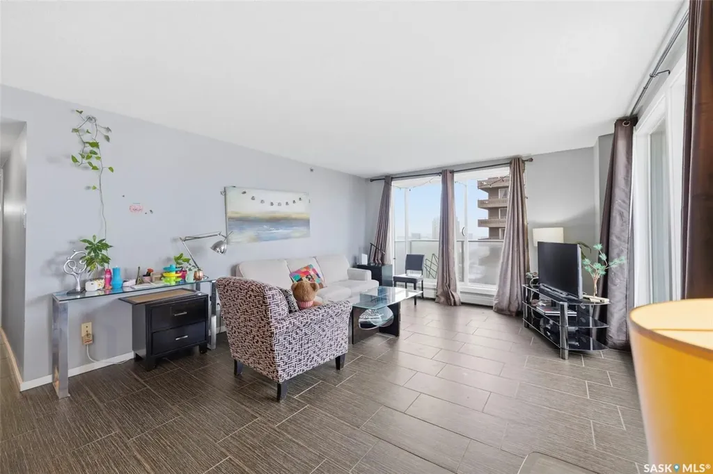 320 5th Avenue N Saskatoon SK S7K 2P5