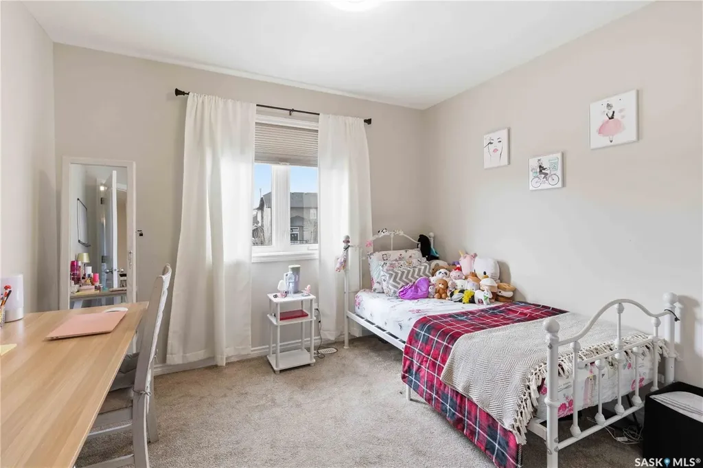 610 Stonebridge Common Saskatoon SK S7K 0M9