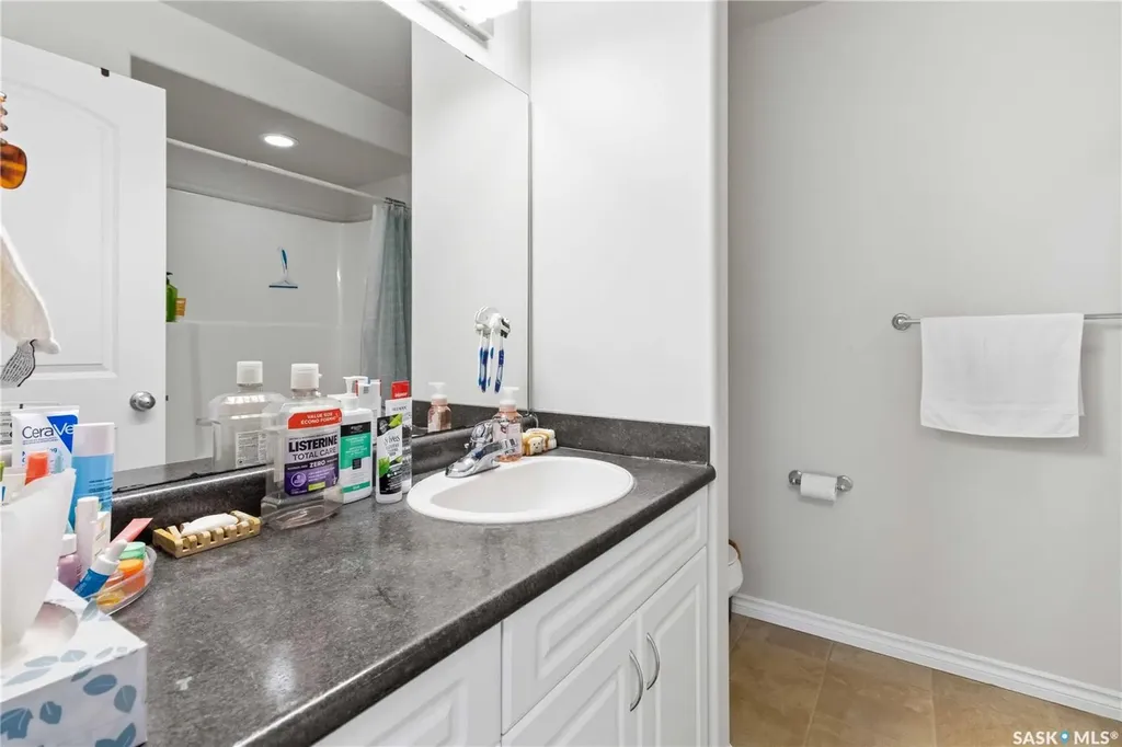 610 Stonebridge Common Saskatoon SK S7K 0M9