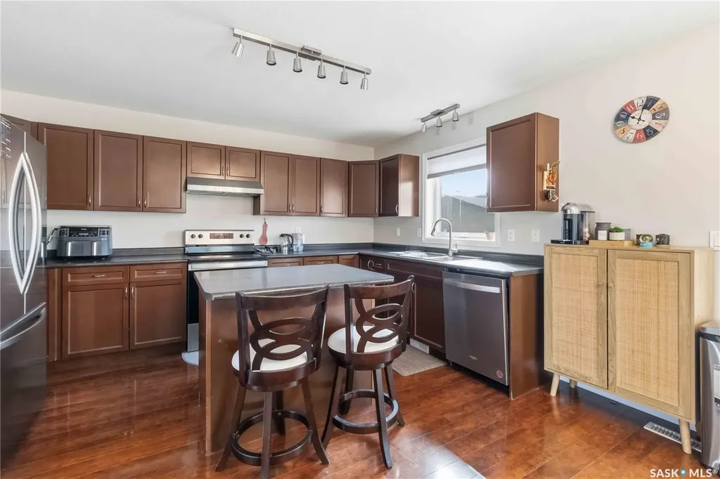 610 Stonebridge Common Saskatoon SK S7K 0M9