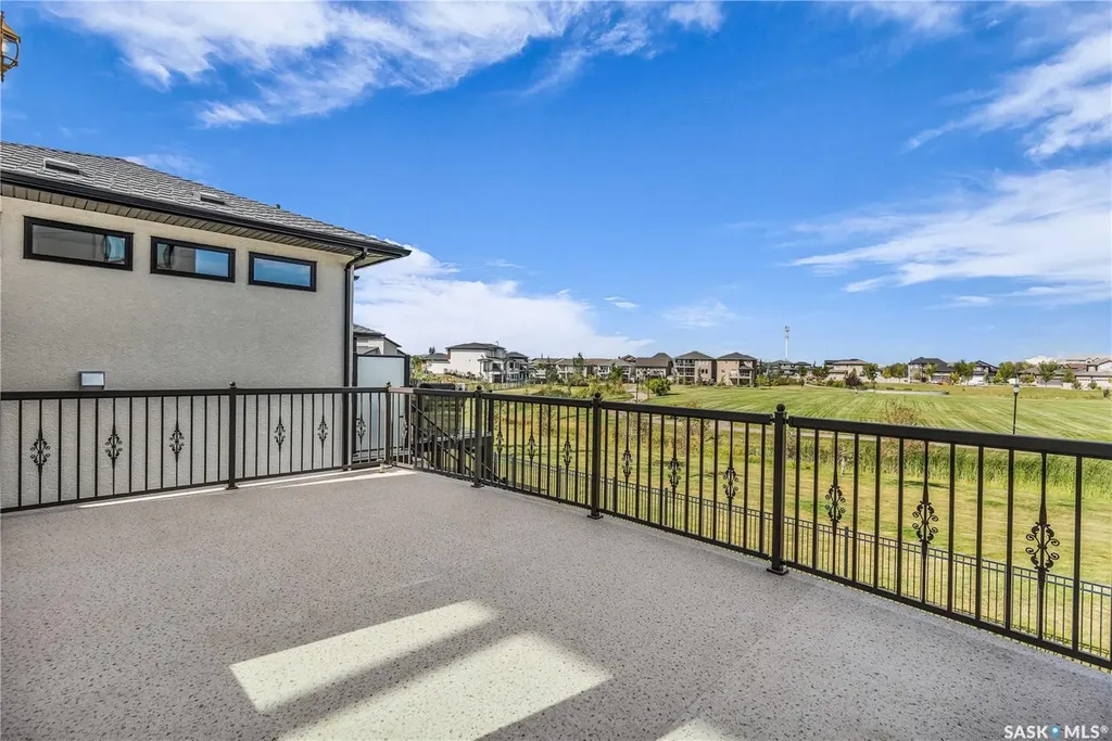 4204 Elderberry Crescent E Regina SK S4V 3V3