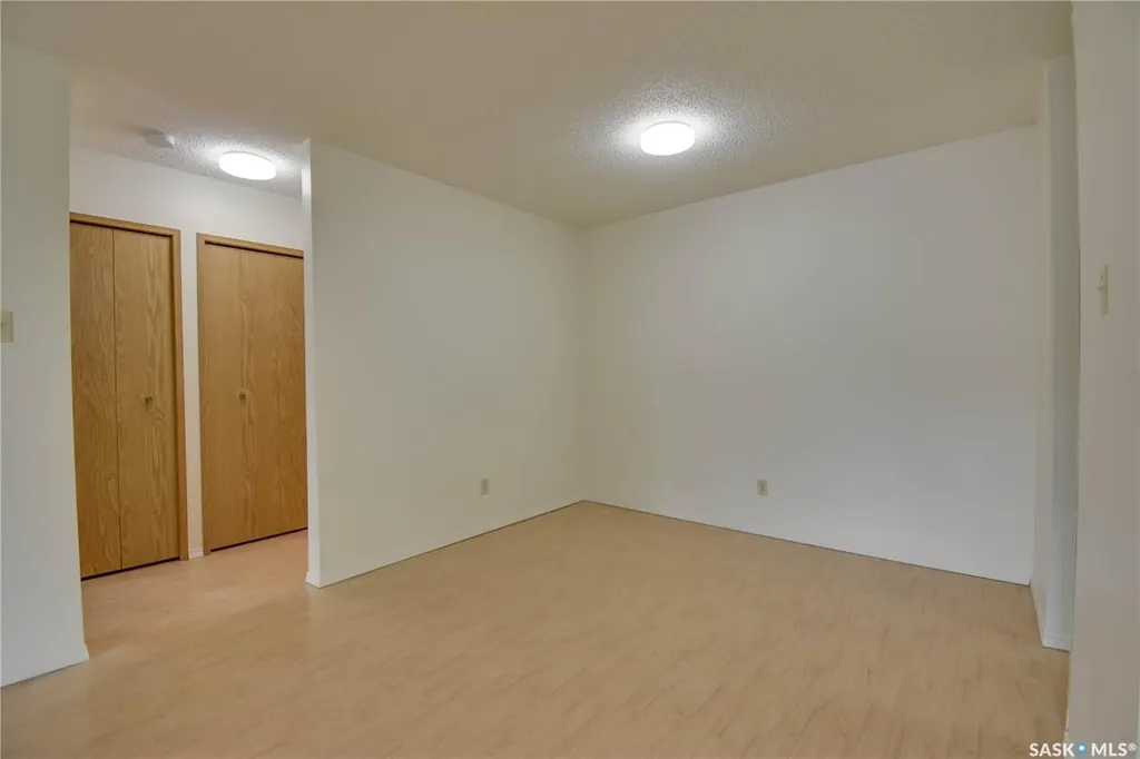 375 Kingsmere Boulevard Saskatoon SK S7J 4J6