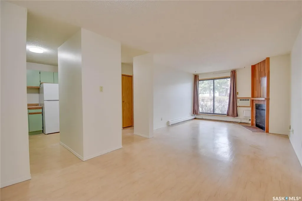 375 Kingsmere Boulevard Saskatoon SK S7J 4J6