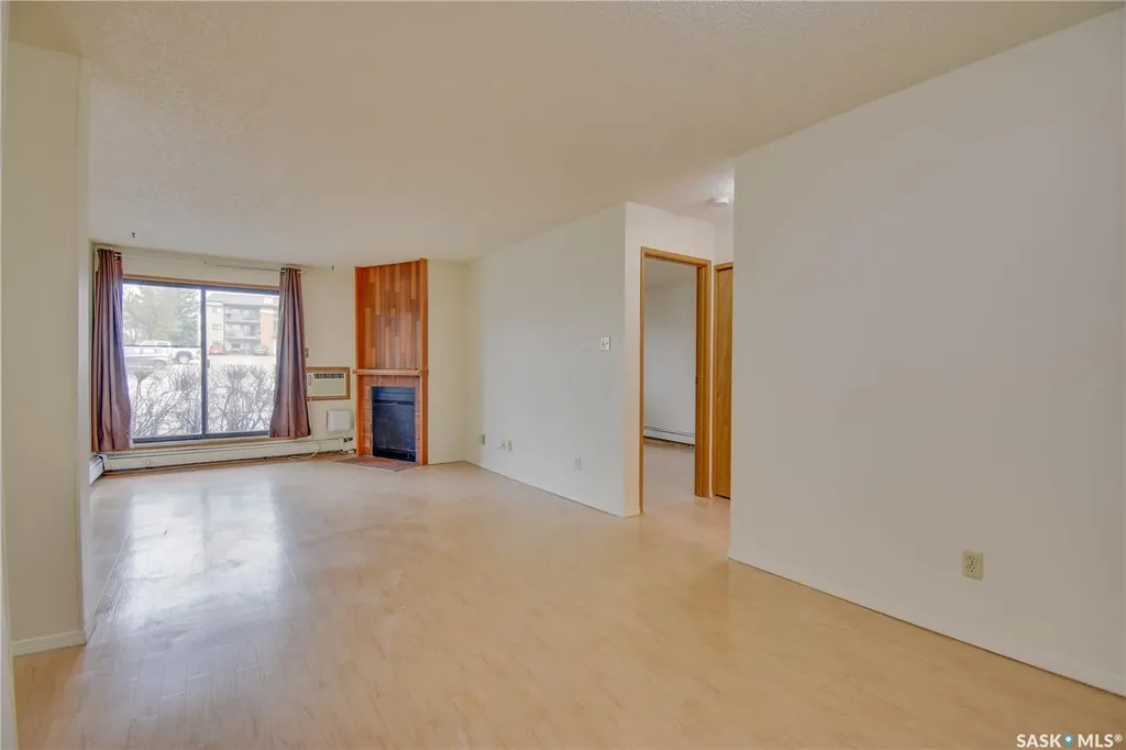 375 Kingsmere Boulevard Saskatoon SK S7J 4J6