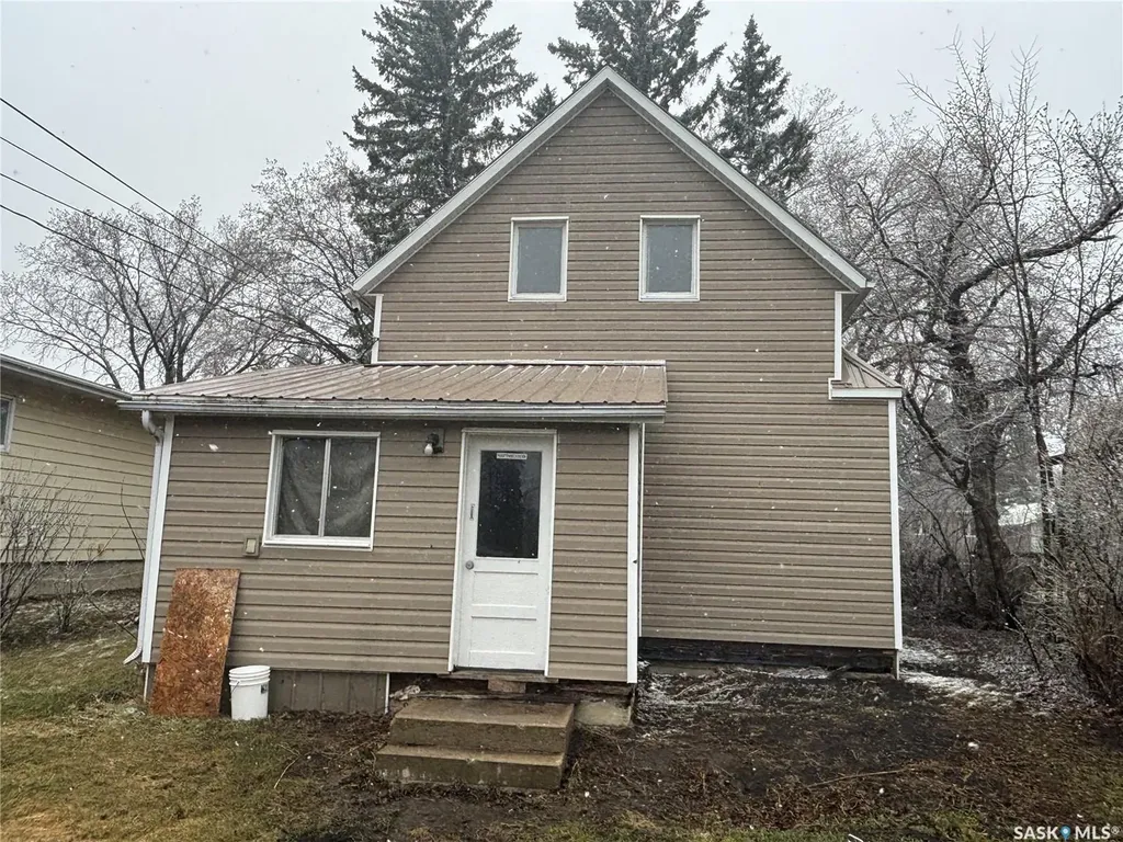 112 Stovel Avenue E Melfort SK S0E 1A0
