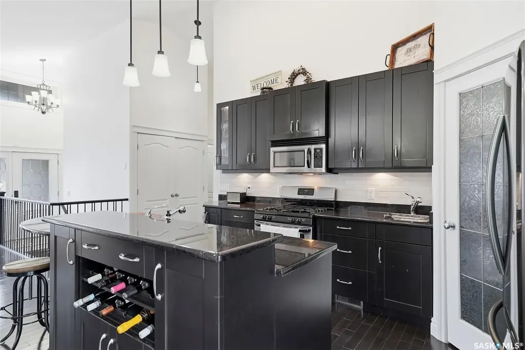 222 Fawcett Crescent Saskatoon SK S7T 0E9
