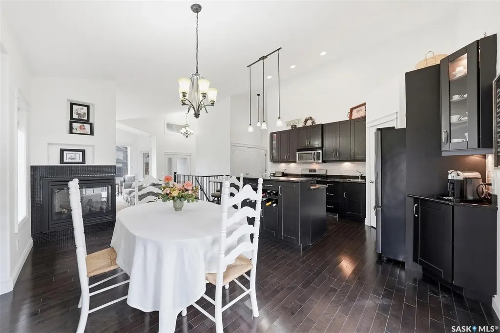 222 Fawcett Crescent Saskatoon SK S7T 0E9