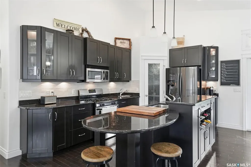 222 Fawcett Crescent Saskatoon SK S7T 0E9