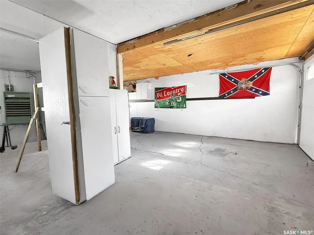 620 8th Avenue NE Swift Current SK S9H 2R3