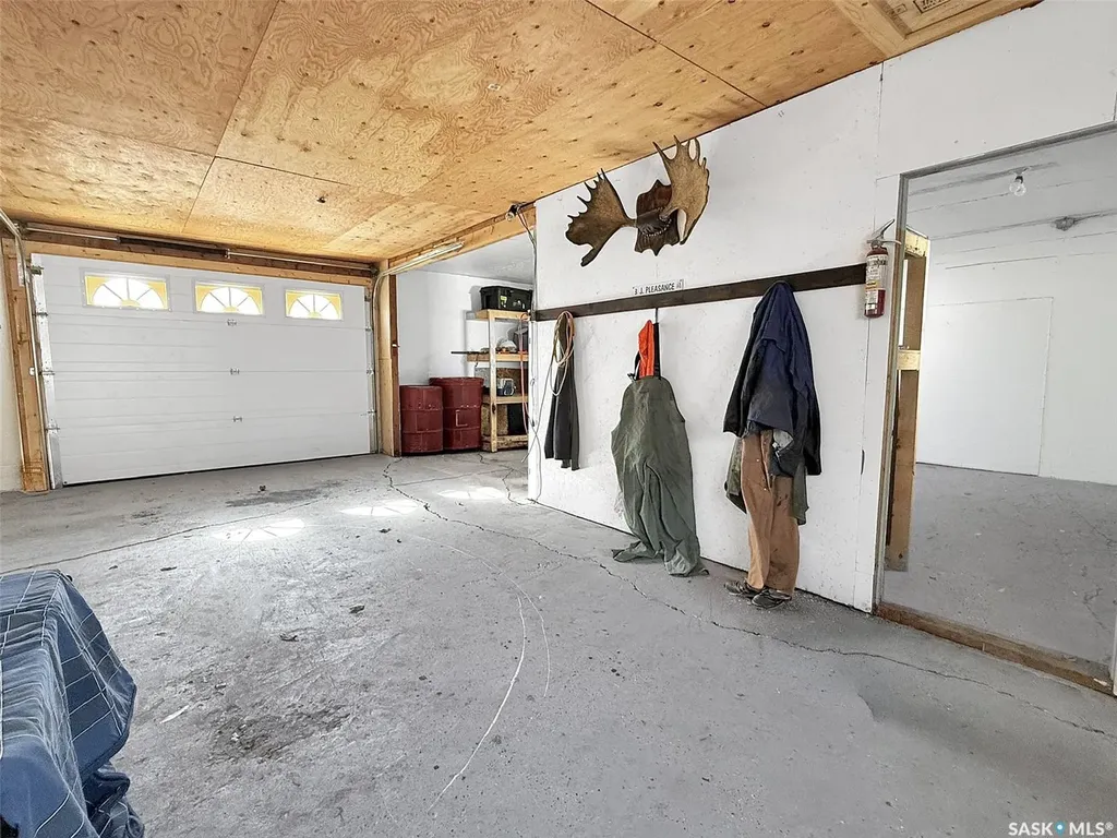 620 8th Avenue NE Swift Current SK S9H 2R3