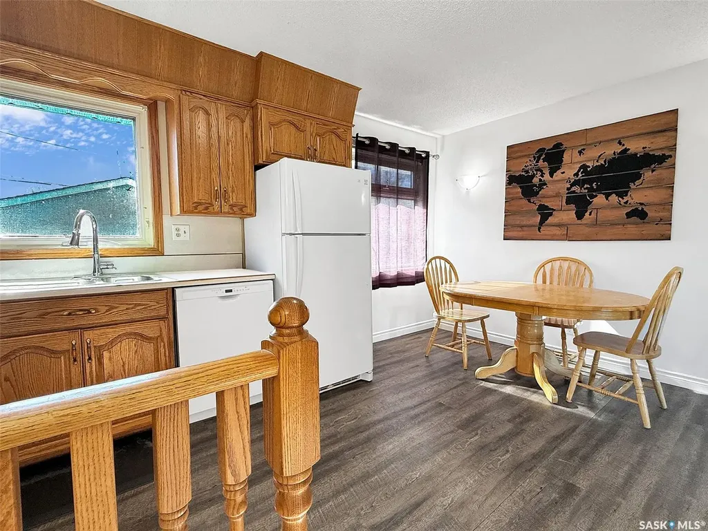 620 8th Avenue NE Swift Current SK S9H 2R3