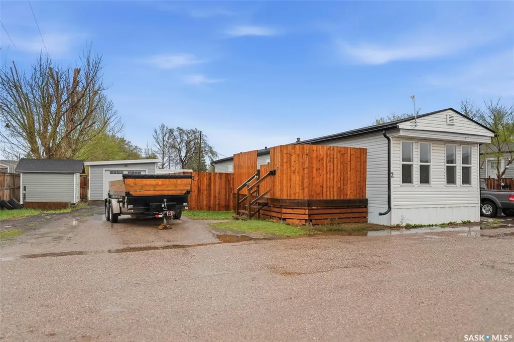 219 Grant Street Saskatoon SK S7N 2A5