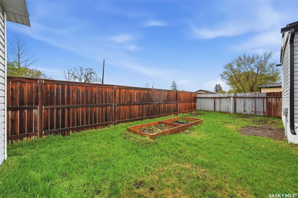219 Grant Street Saskatoon SK S7N 2A5