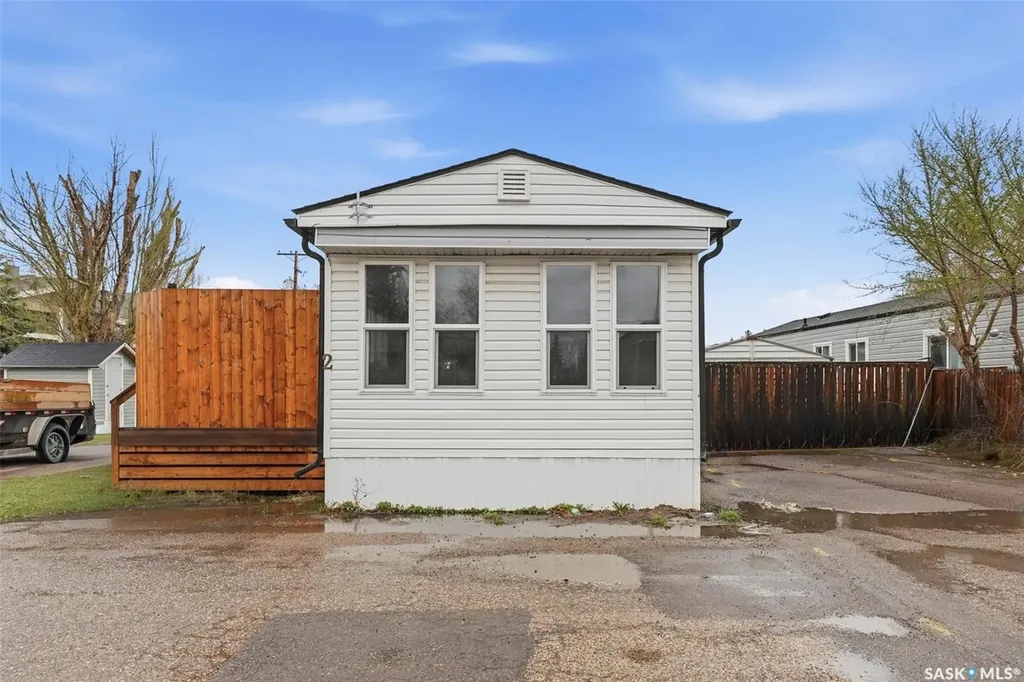 219 Grant Street Saskatoon SK S7N 2A5