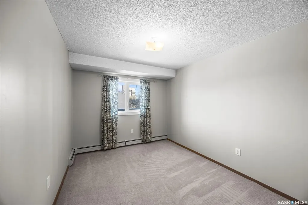 405 5th Avenue N Saskatoon SK S7K 6Z3