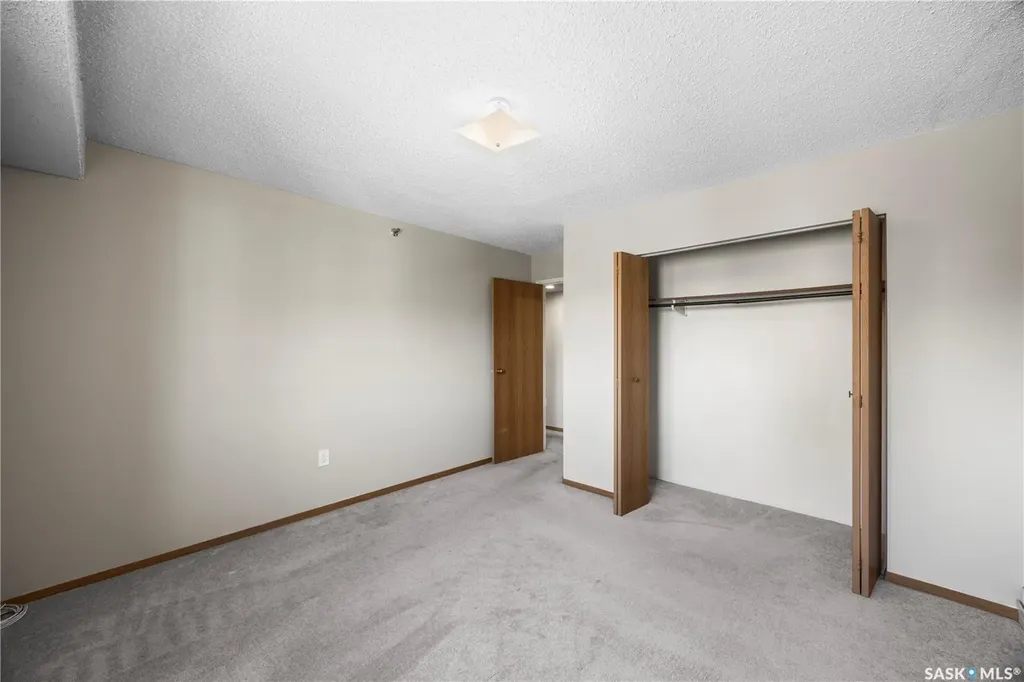 405 5th Avenue N Saskatoon SK S7K 6Z3