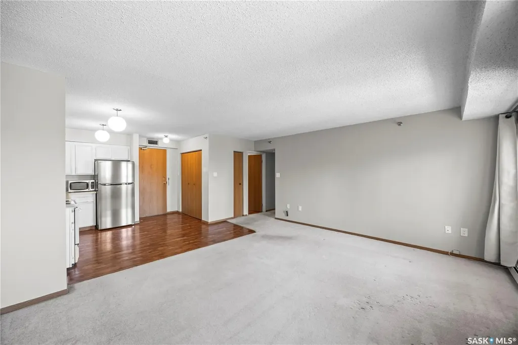 405 5th Avenue N Saskatoon SK S7K 6Z3