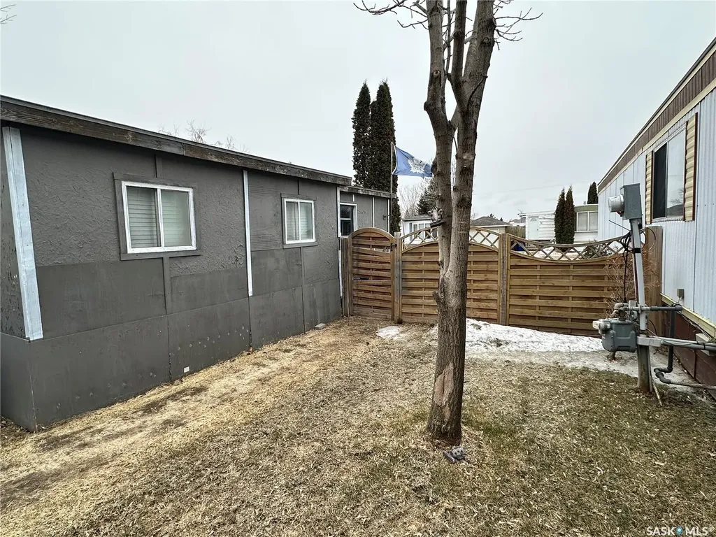 1035 Boychuk Drive Saskatoon SK S7H 5B2