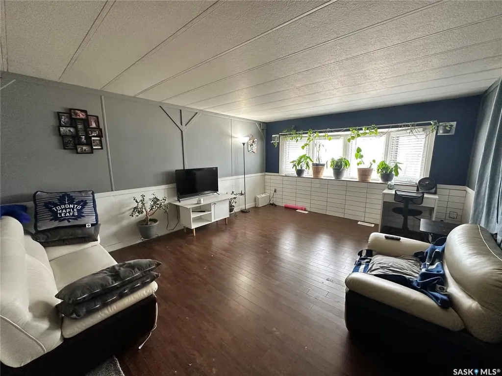 1035 Boychuk Drive Saskatoon SK S7H 5B2