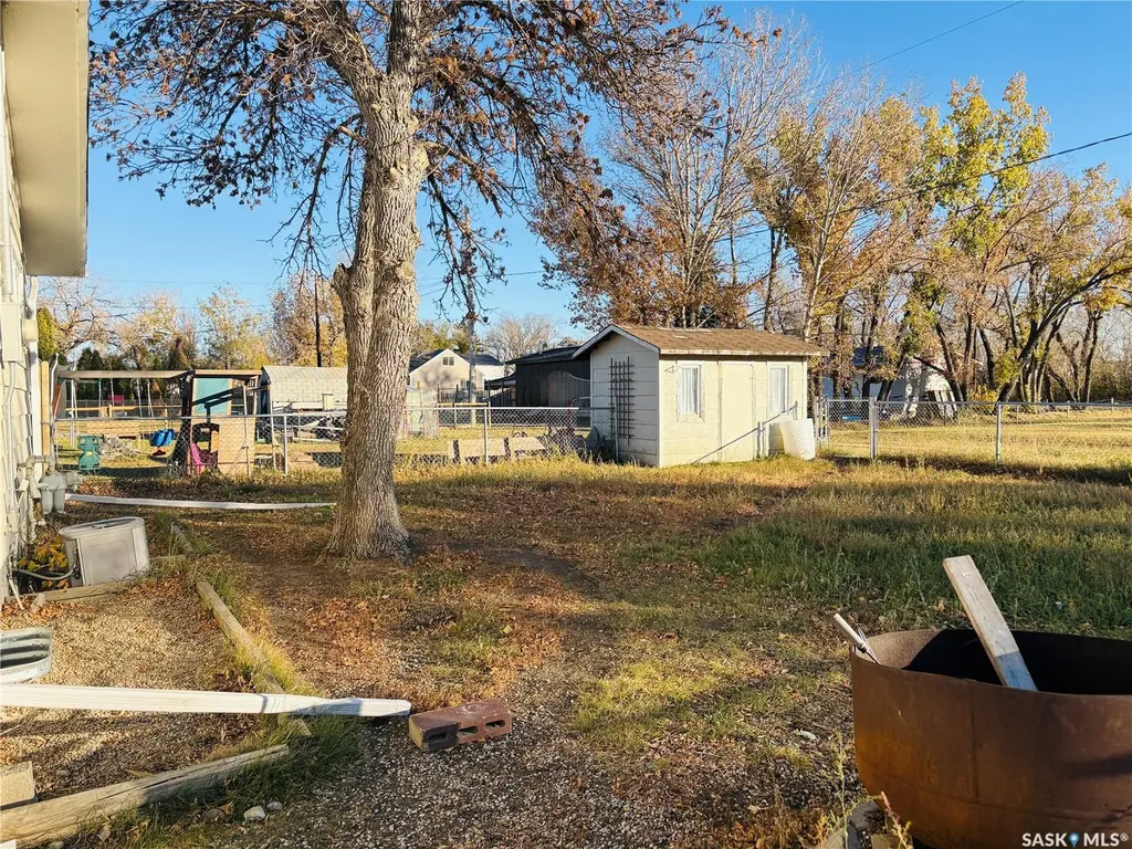 117 King Street Stewart Valley SK S0N 2P0