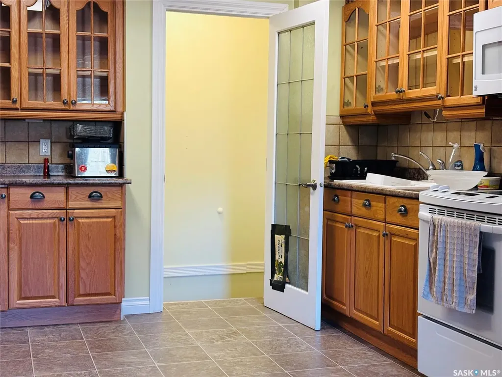 117 King Street Stewart Valley SK S0N 2P0