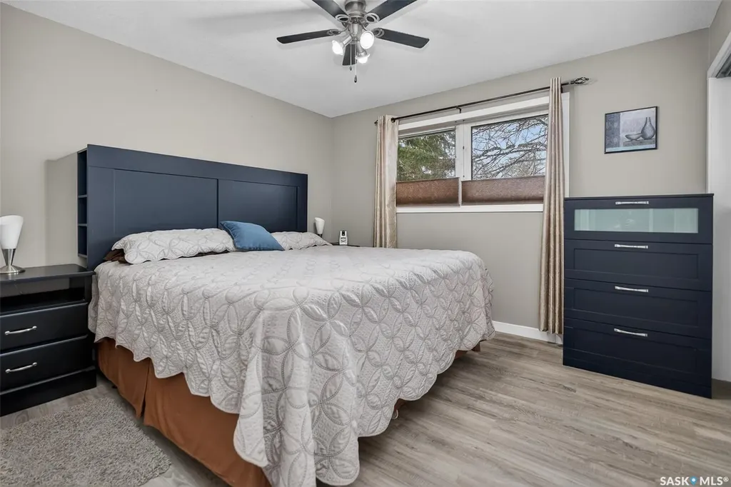 1227 Pascoe Drive E Moose Jaw SK S6H 7A2