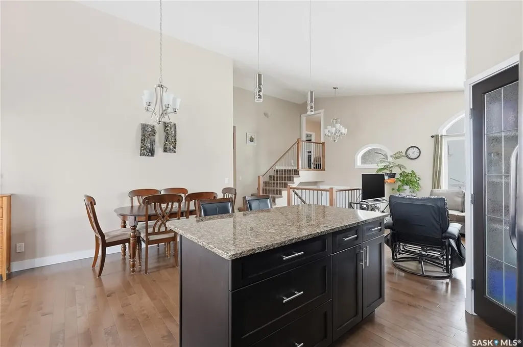 335 Mccallum Lane Saskatoon SK S7R 0C3