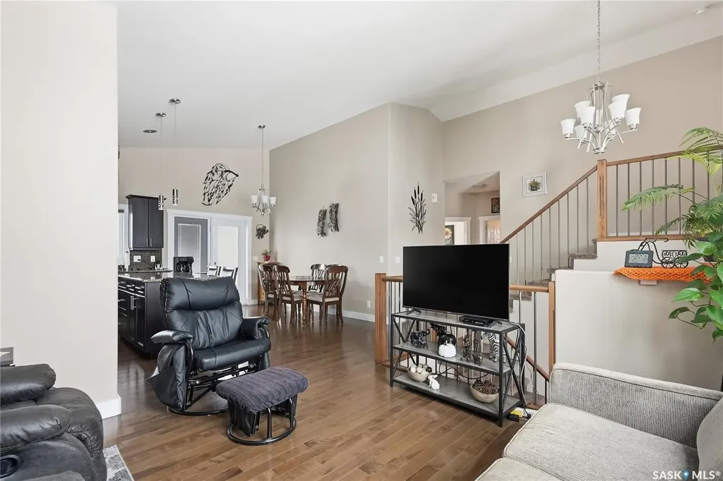 335 Mccallum Lane Saskatoon SK S7R 0C3