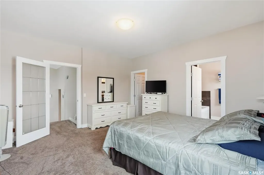 335 Mccallum Lane Saskatoon SK S7R 0C3