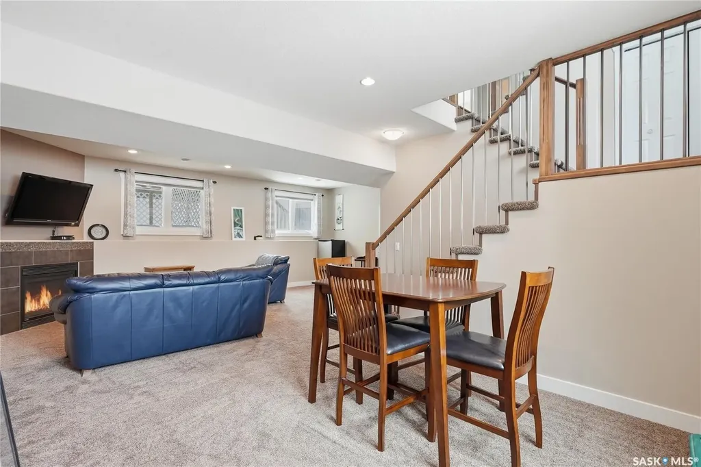 335 Mccallum Lane Saskatoon SK S7R 0C3
