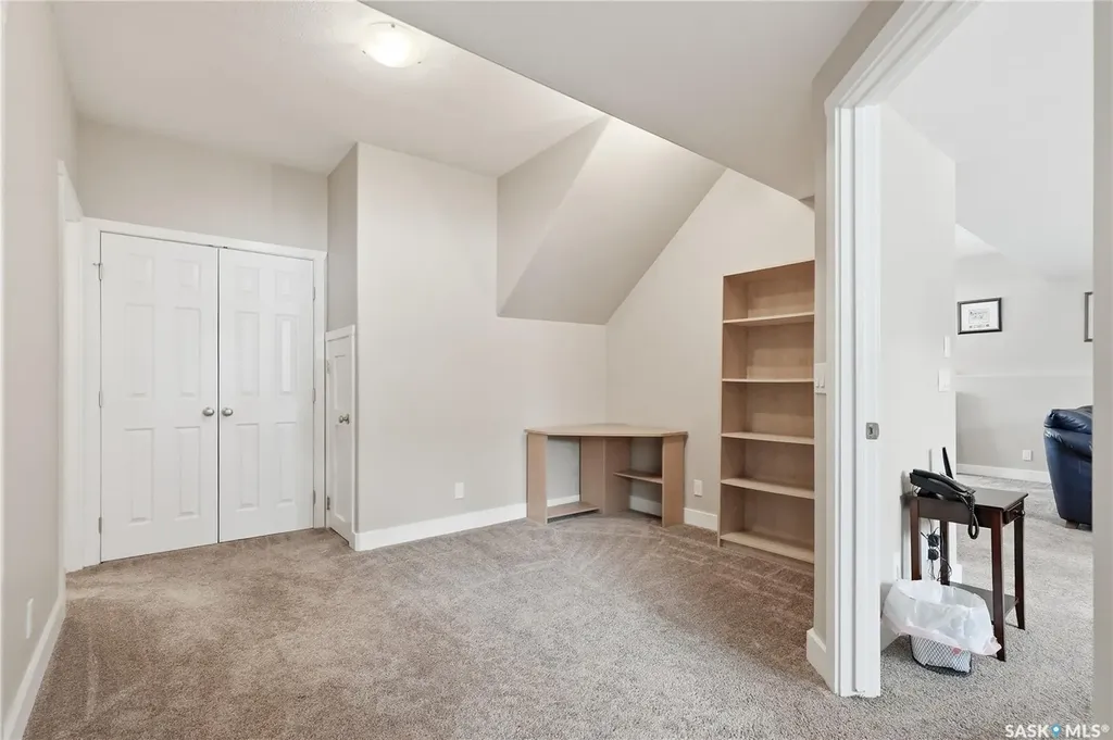 335 Mccallum Lane Saskatoon SK S7R 0C3