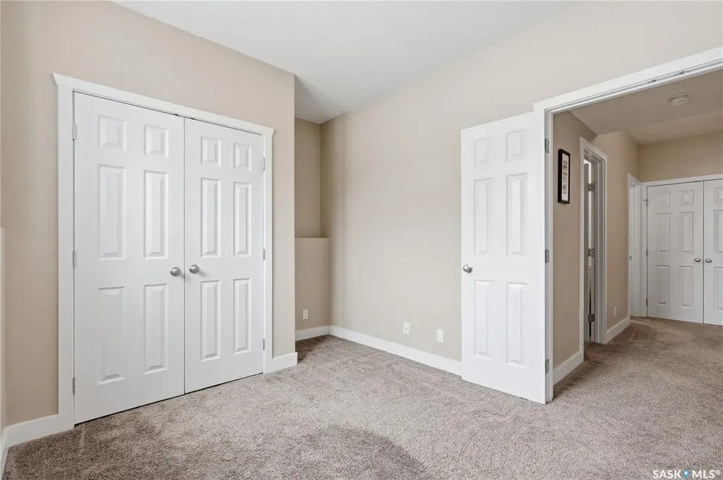335 Mccallum Lane Saskatoon SK S7R 0C3