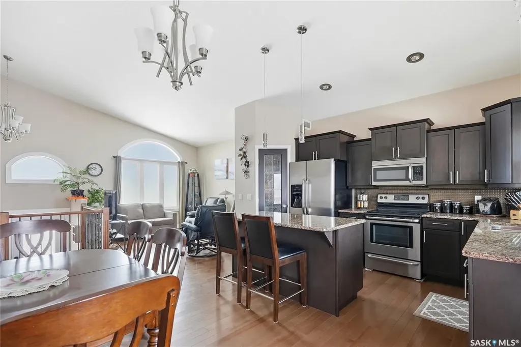335 Mccallum Lane Saskatoon SK S7R 0C3