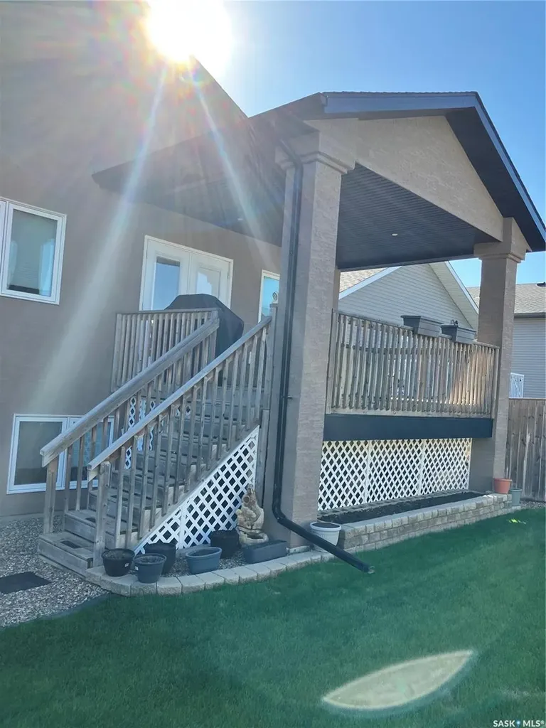 335 Mccallum Lane Saskatoon SK S7R 0C3