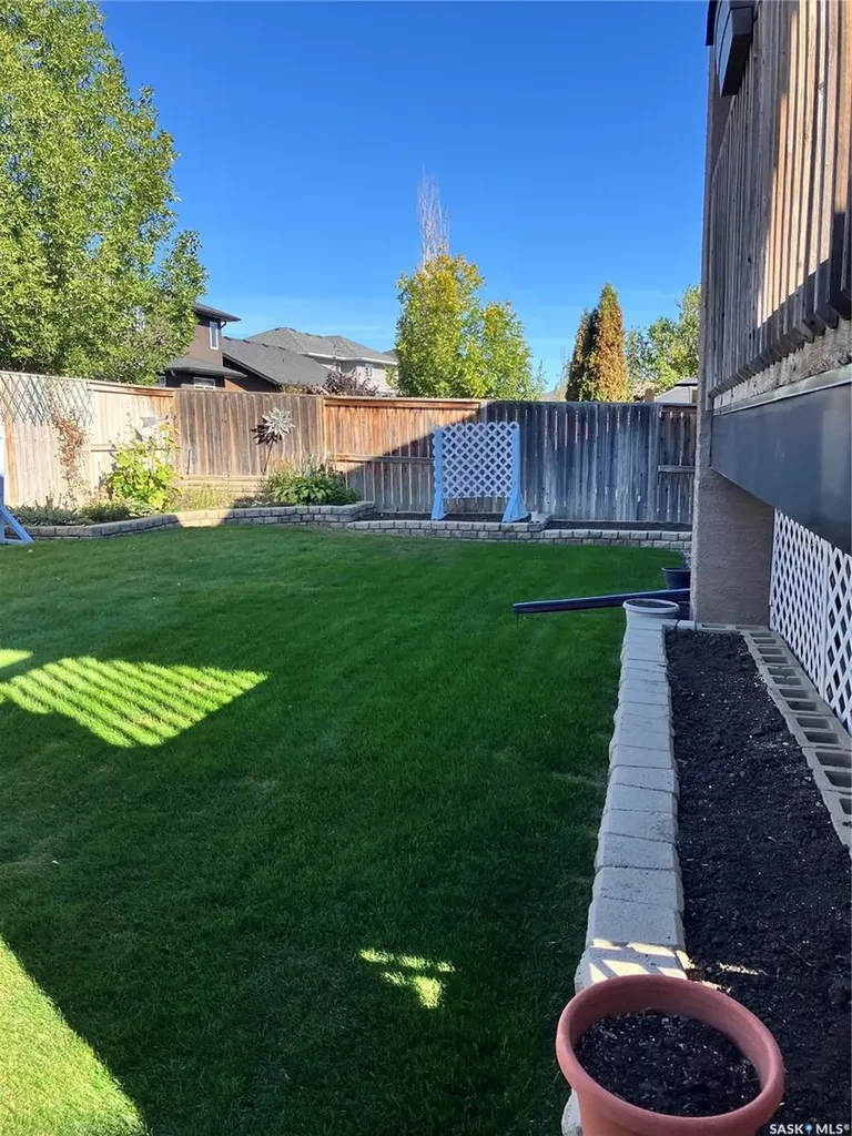 335 Mccallum Lane Saskatoon SK S7R 0C3