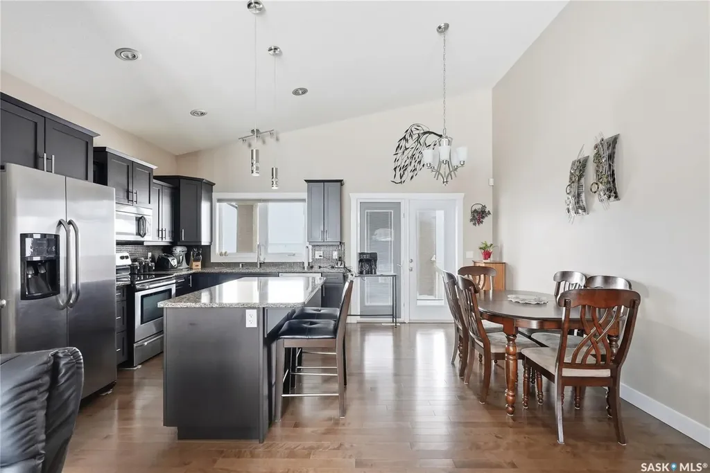 335 Mccallum Lane Saskatoon SK S7R 0C3
