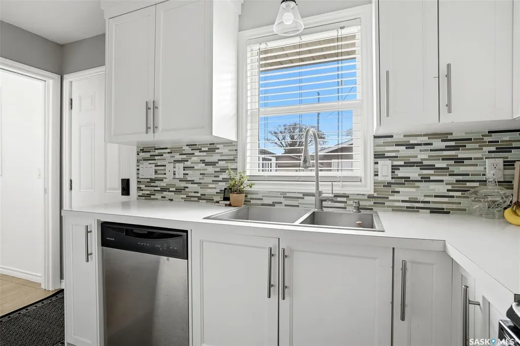 211 Ottawa Street Regina SK S4R 1N4