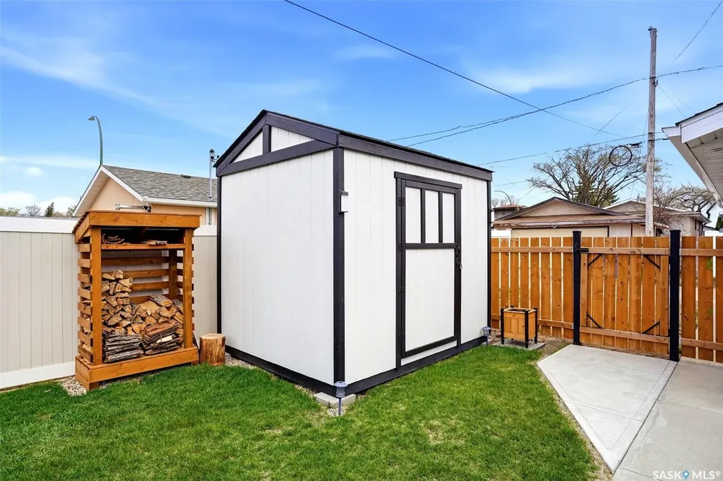 211 Ottawa Street Regina SK S4R 1N4